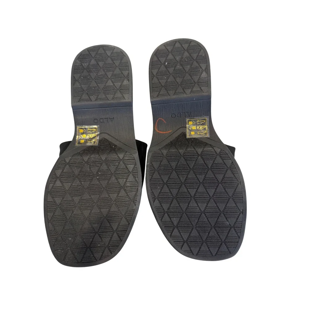 Aldo shop confidence